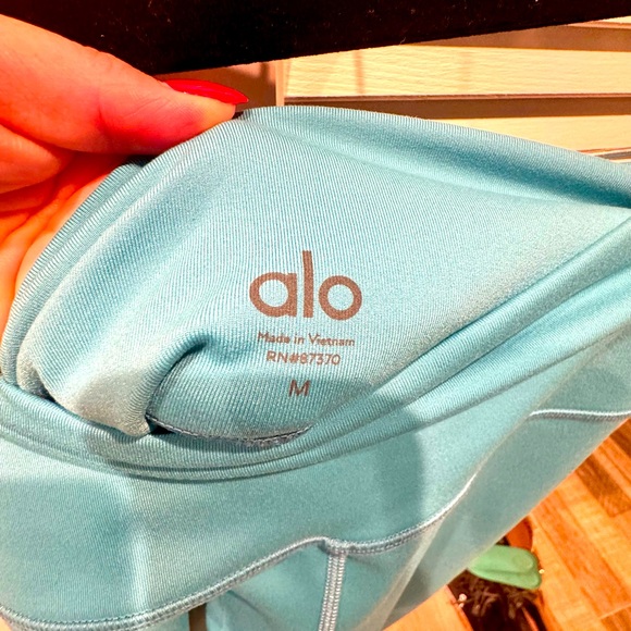 Alo 7/8 High-Waist Airbrush Leggings Size M - Picture 6 of 6